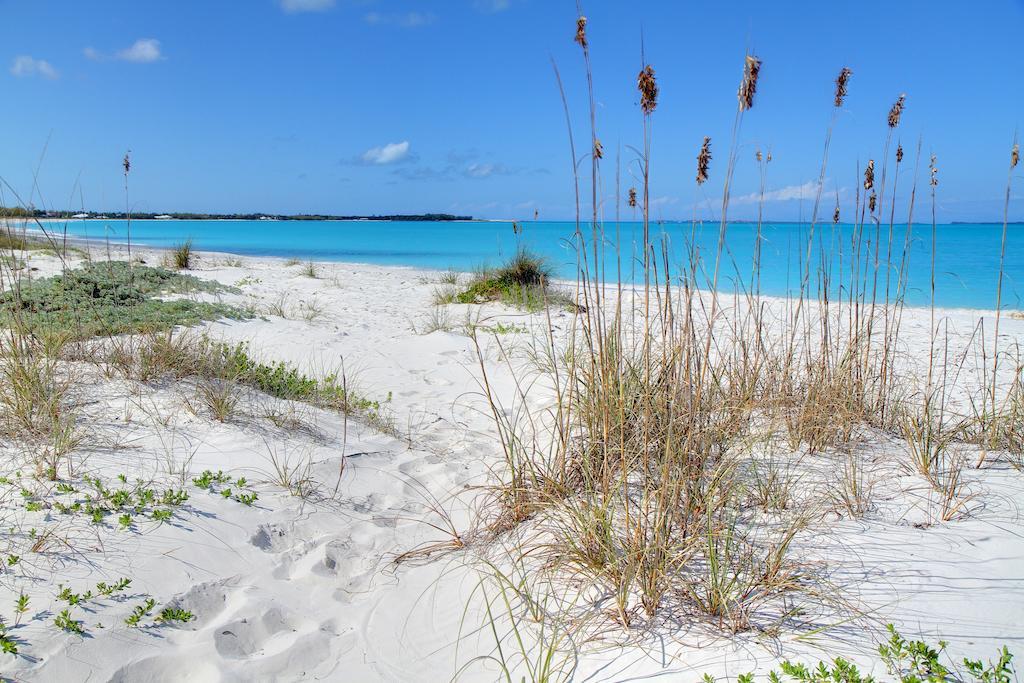 Treasure Cay Beach, Marina & Golf Resort Exterior photo